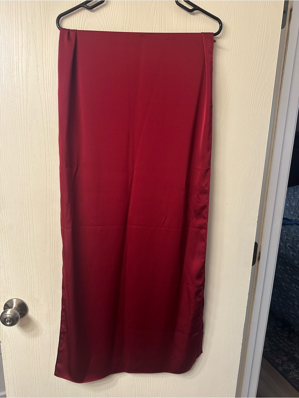 Azazie Women's Burgundy Satin Shawl